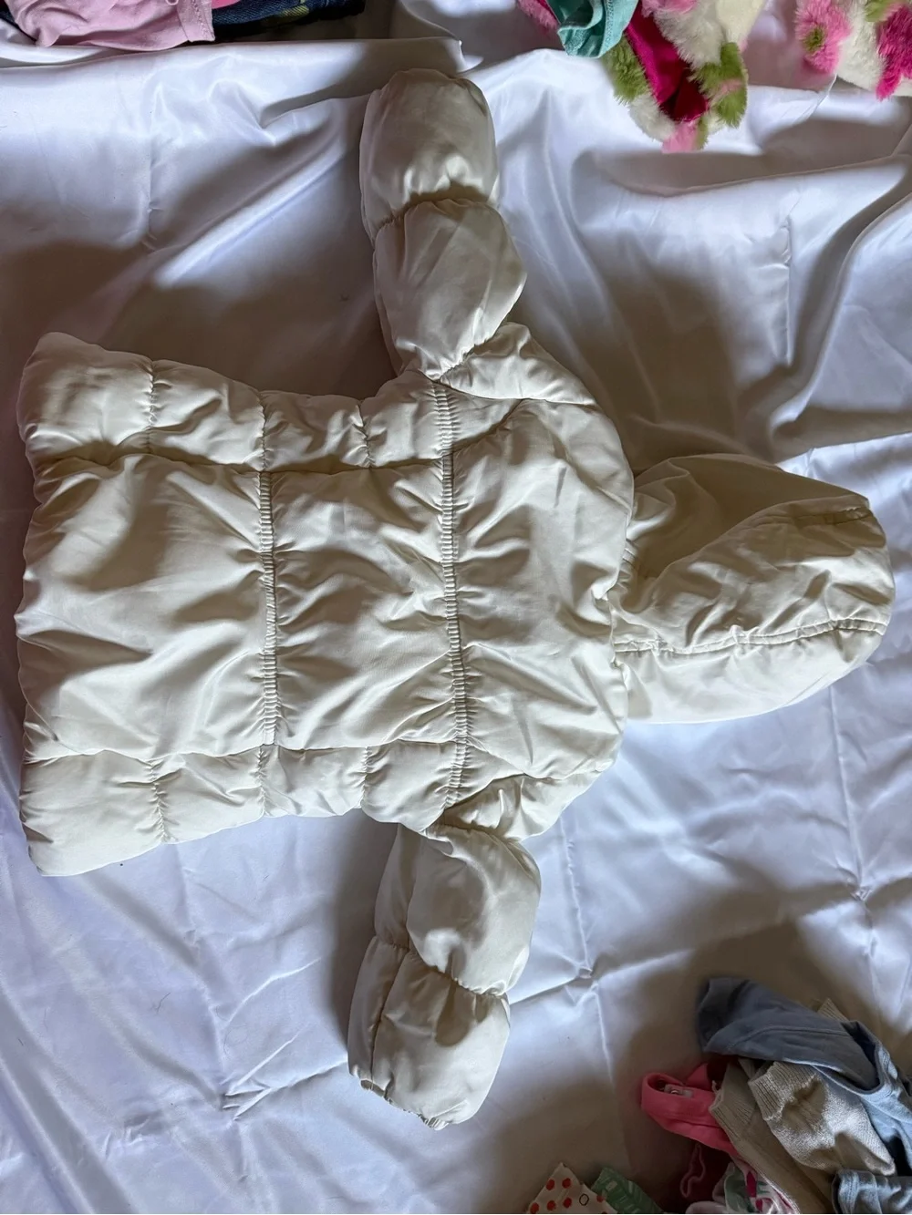 OshKosh B'gosh Cream Hooded Quilted Puffer Coat